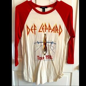 DEF LEPPARD baseball Tee